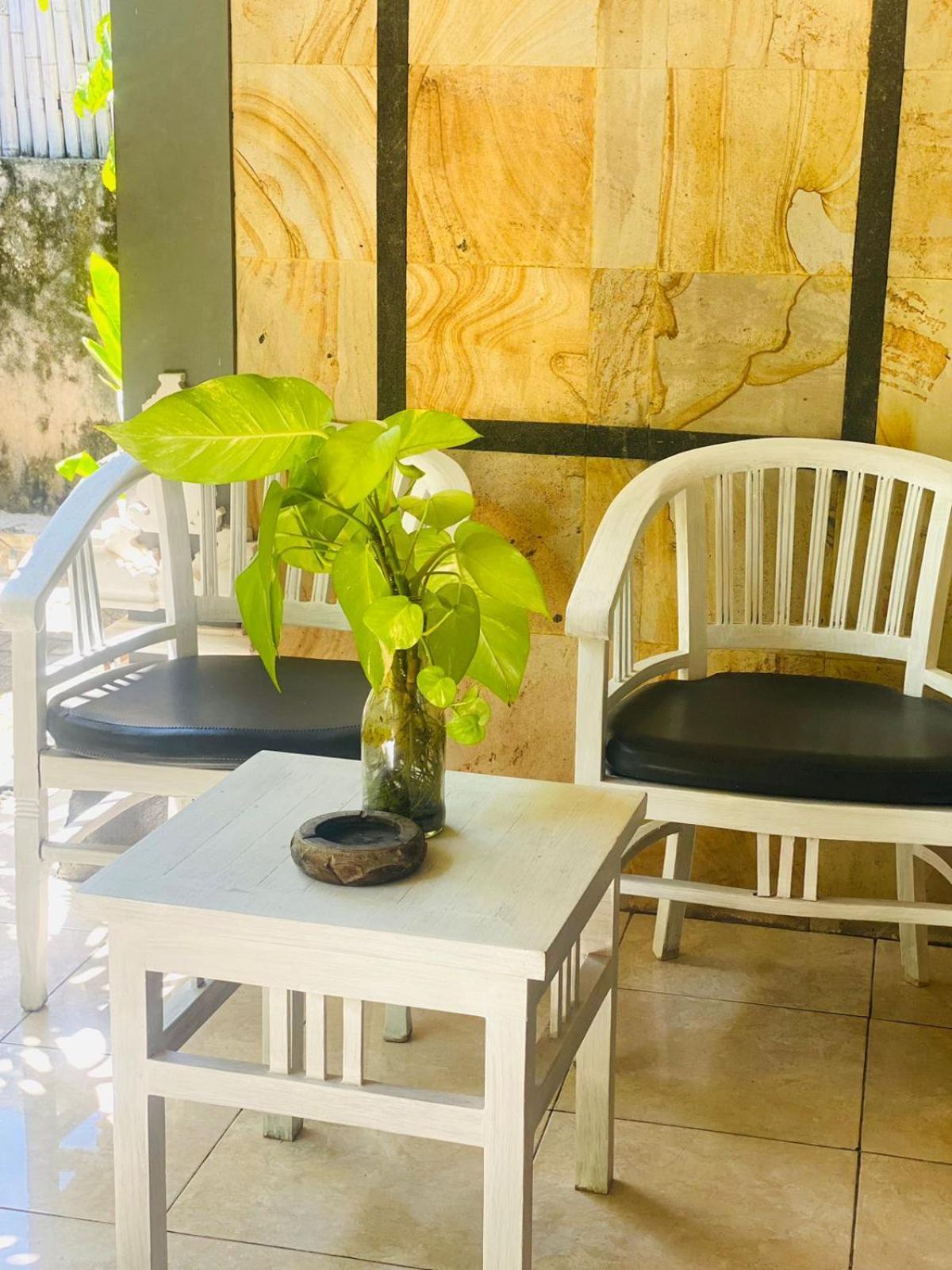 Tarci Bungalows Lembongan Нуса-Лембонган Экстерьер фото