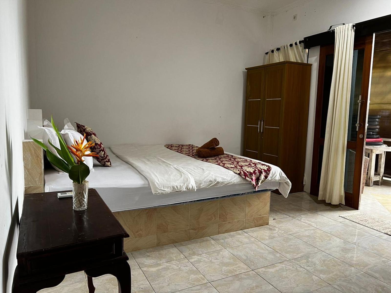 Tarci Bungalows Lembongan Нуса-Лембонган Экстерьер фото